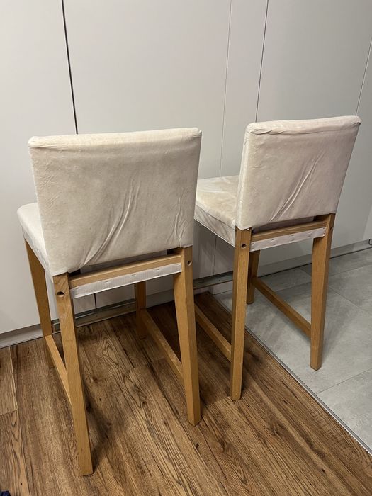 Dwa krzesła Hoker IKEA henriksdal