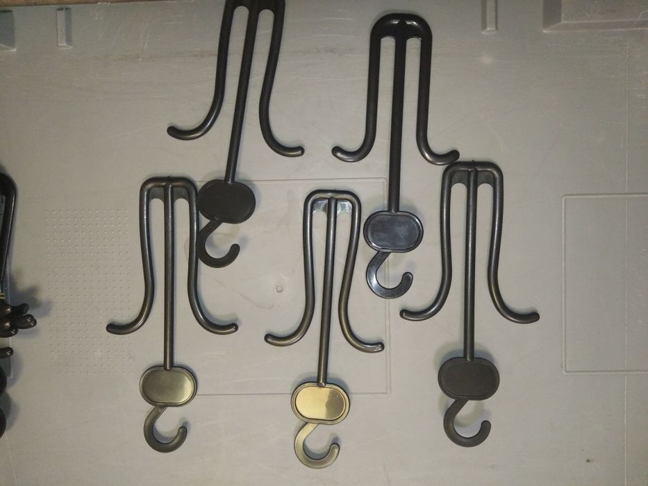 вешалки для обуви , тапки,шлепки