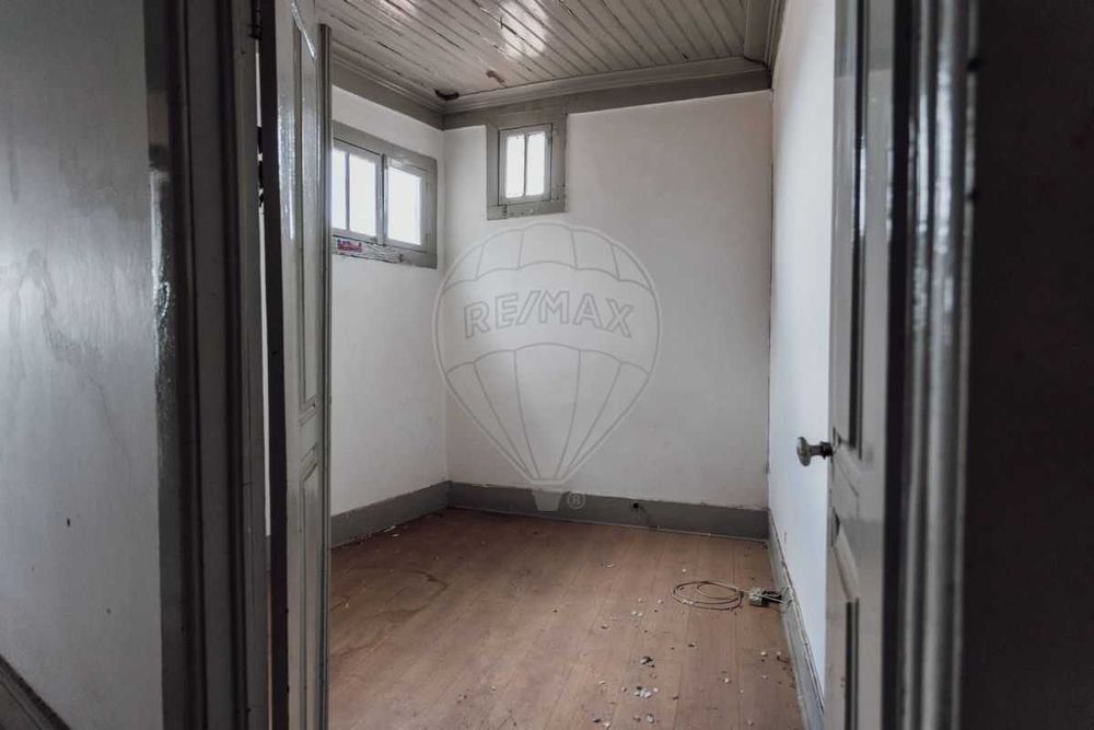 T4 Rua Direita 293, Viseu - Negócio Imperdível