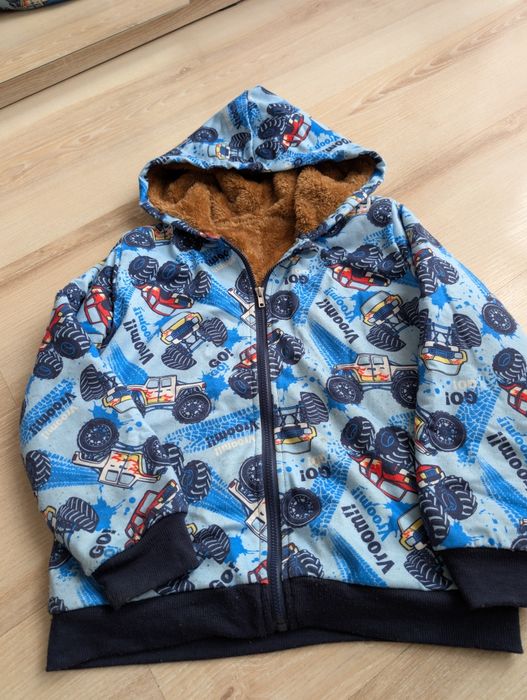 Bluza z kapturem chłopięca 110