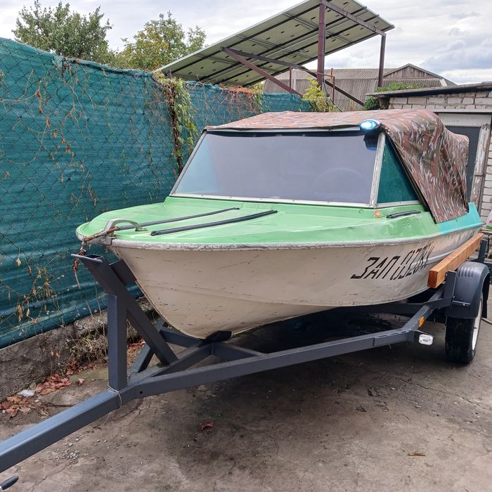 Лодка Крым,лафет 2024г.