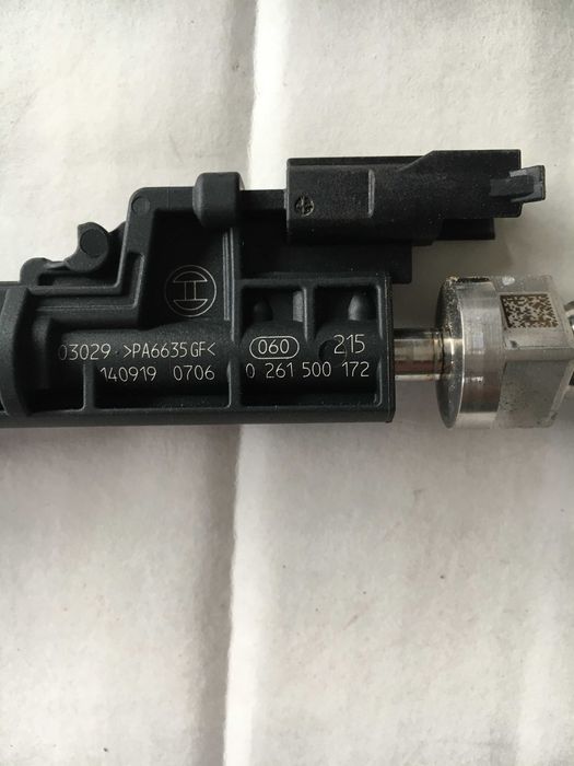 Bmw wtryskiwacz wtrysk  2.0i 2.8i nowe 8 tyś km