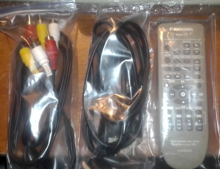 видеомагнитофон panasonic nv-hd625am и universum