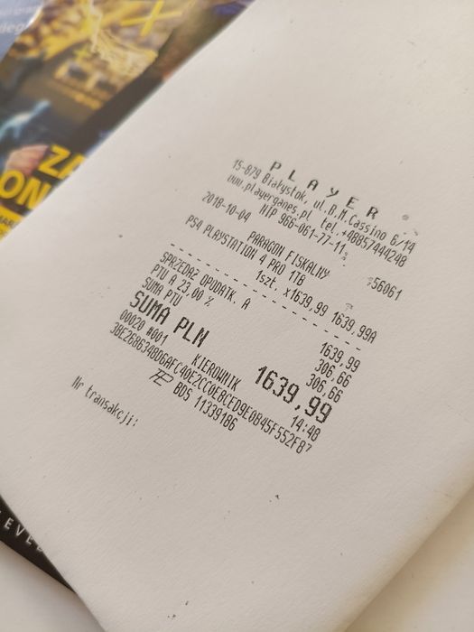PS4 pro 1tb + cały zestaw VR + 2 x pad 2 x pałki 2 x kamera Gry