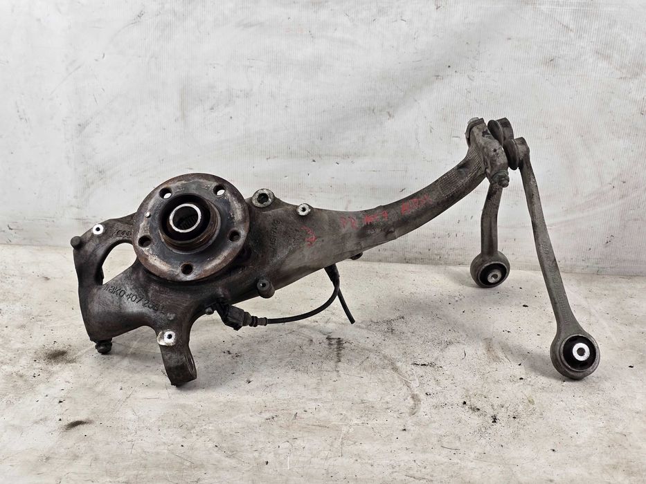 Zwrotnica prawa przednia przód 8k0407258l AUDI A4 B8 A5 LIFT 11-15 Q5 8R A6 C7