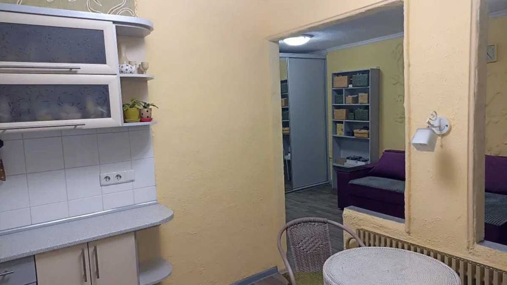 Продаж 1-кмн квартири, Бородинський (213-252-381)