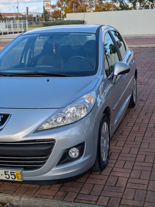 Peugeot 207 1.6hdi 99g