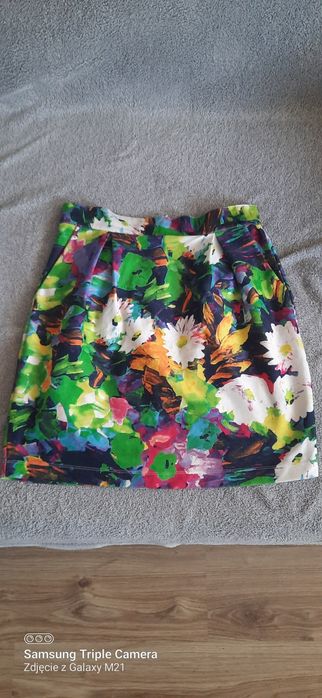 Spódniczka w kwiaty