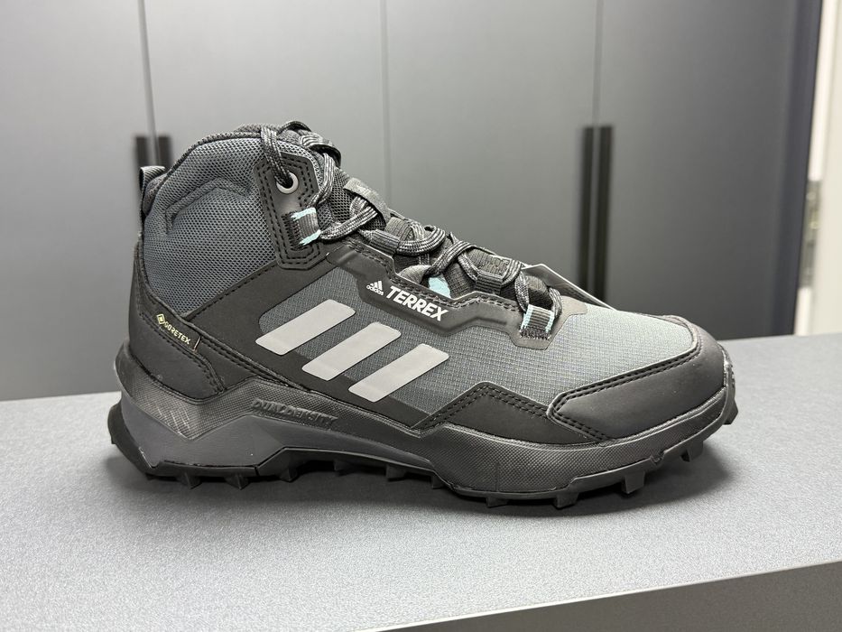 Оригінальні жіночі кросівки Adidas Terrex Ax4 Mid Gore-Tex Hiking Shoes Black Fz3149/HQ1049 (23см,24см,24,5см,25см,26см)