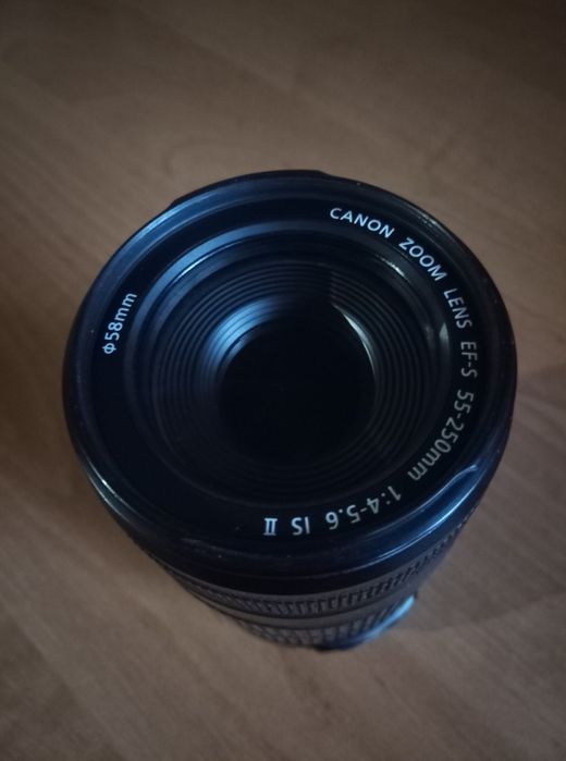 Теле объектив (зум) Canon EFS 55-250 mm f/4-5.6 IS2