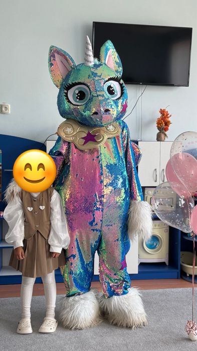 Ростова фігура єдиноріг для анімації