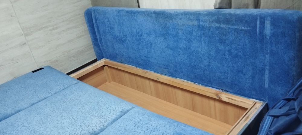Продам диван б/у