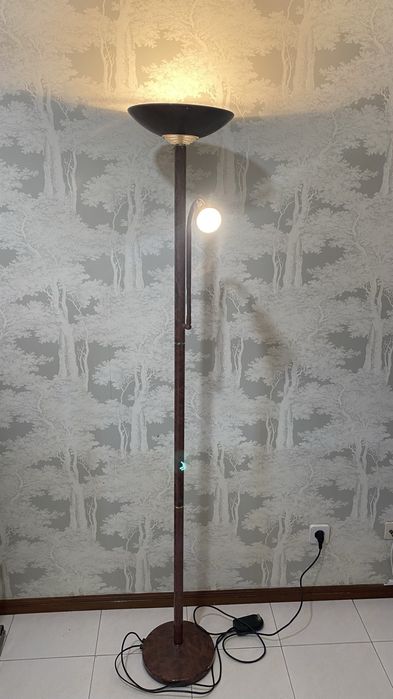 Candeeiro Pé Alto (Desmontável)