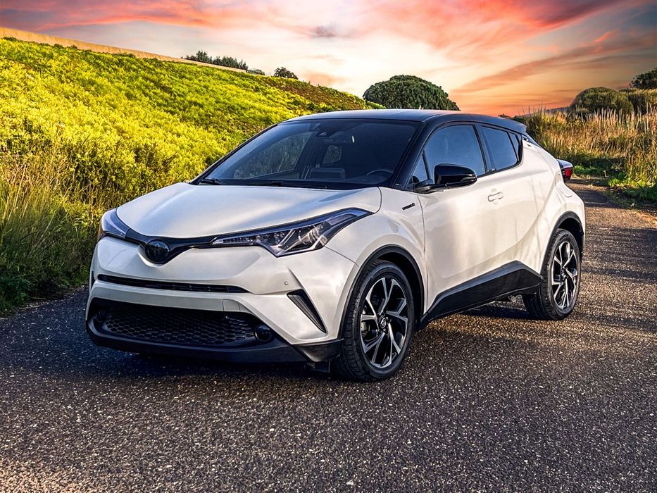 Toyota C-HR lounge 1.8  Hybrid 2017