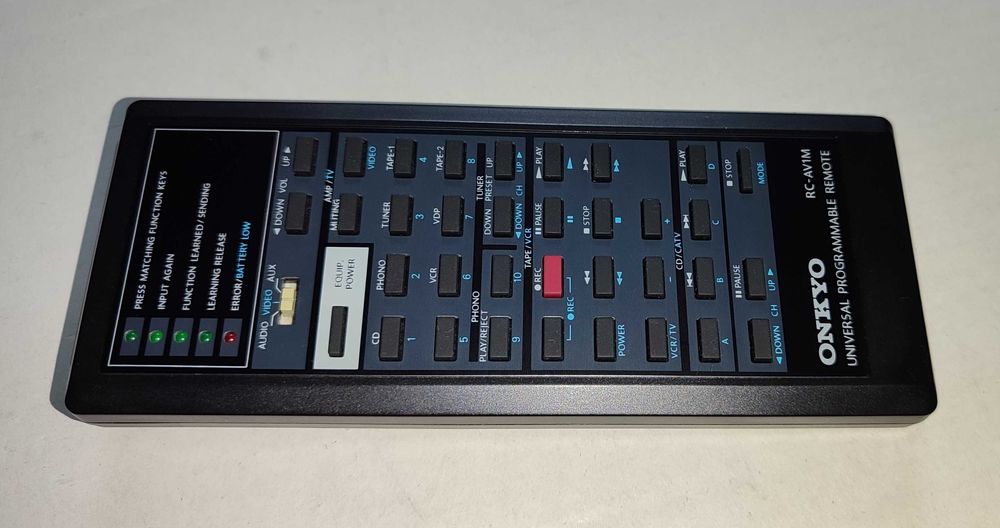 Pilot Onkyo RC-AV 1M - uniwersalny, programowalny, super stan!