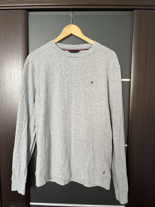 Футболка з довгим рукавом Tommy Hilfiger, 100% бавовна. Розмір М. Оригінал