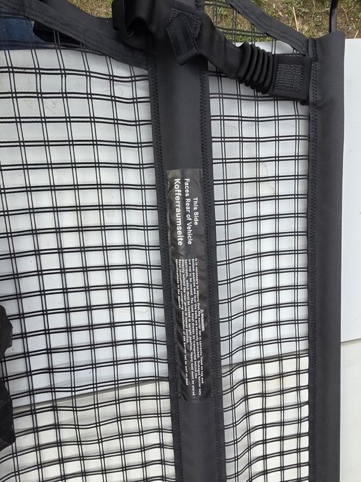 Siatka rolety bagażnika