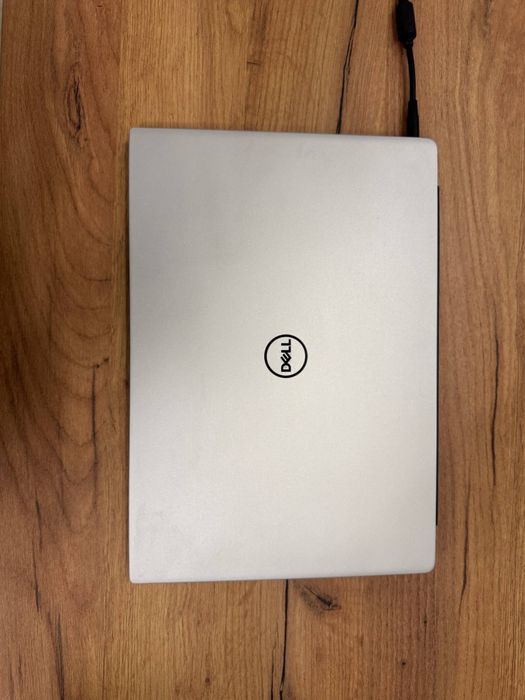 Dell Vostro 5490 14" | Intel Core i5 10 Gen | MX250 | 4GB RAM | 256GB SSD