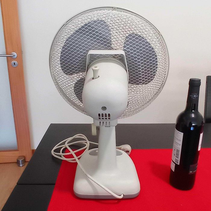 VENTOINHA de mesa (usada)