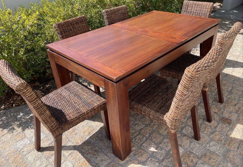 Conjunto mesa extensivel e 6 cadeiras teca Banak Importa
