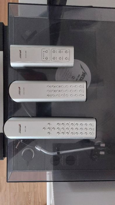 Sistema HiFi Advance Acoustics + Colunas Yamaha e Giradiscos Hitachi