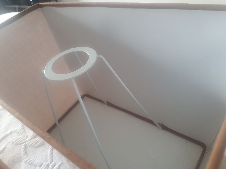 Conjunto de 2 abajures urgente