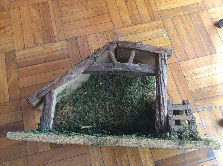 Vendo casinha rústica artesanal para presépio