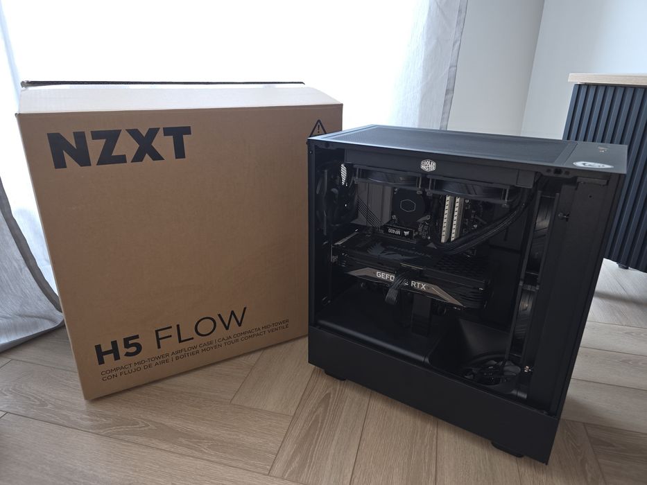 Mocny Komputer Gamingowy | i7-12700 | RTX 3070 Ti | 32GB RAM | NZXT H5