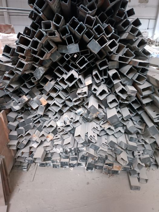 Металопрокат труба профільна квадратна квадрат уголок листи