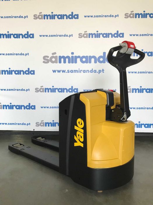 Porta Paletes Elétrico - YALE MP 20