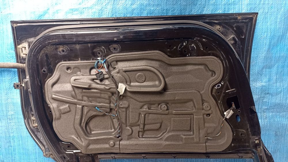 Двері передні ліві BMW 3 E91 2005-2012 р.