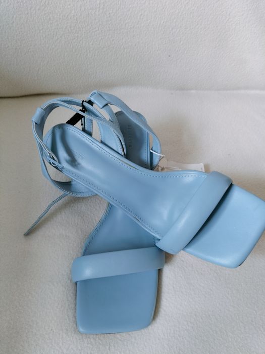 Sandały Reserved 41