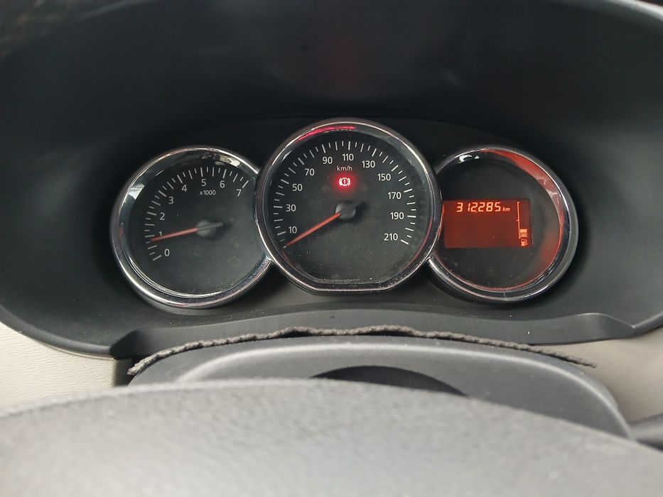 Dacia Lodgy 1.5 dCi Confort 7L 2013