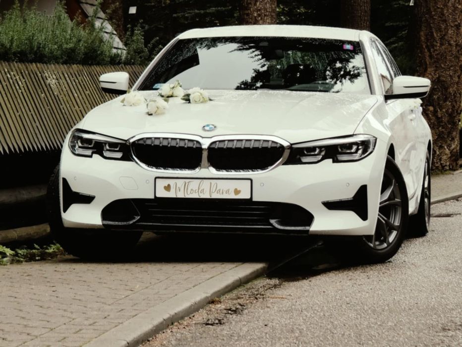 Samochód do ślubu /Auto do ślubu. Białe BMW Limuzyna M pakiet