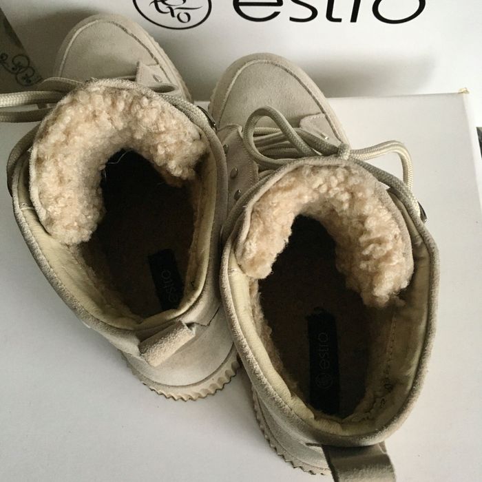 Зимові черевики Estro