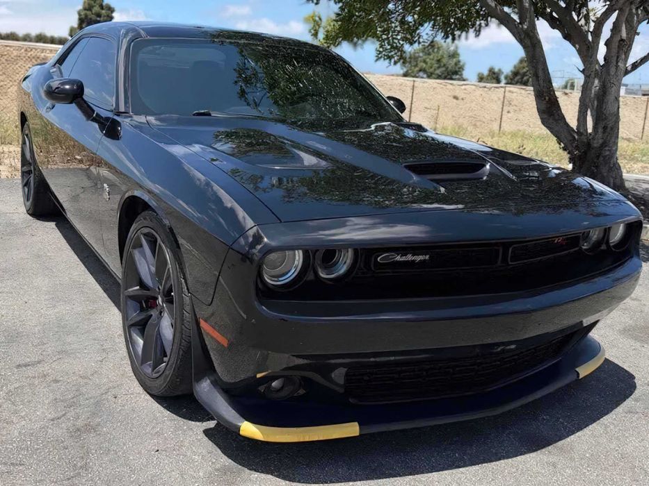 Dodge Challenger      2020
