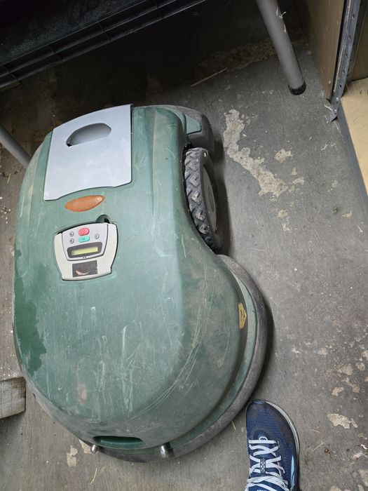 Robot koszacy Robomow RL 2000