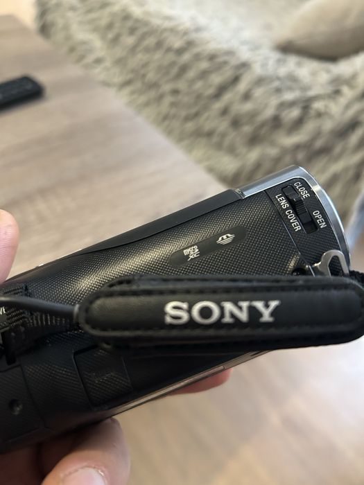 Kamera Sony HDR-CX240E