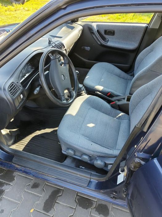 Продам Nissan Sunny 1991 года дізель в прекрасному стані