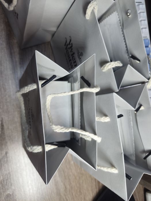 Прикраса, подарунок дівчині Підвіски та кулони від Chrome Hearts