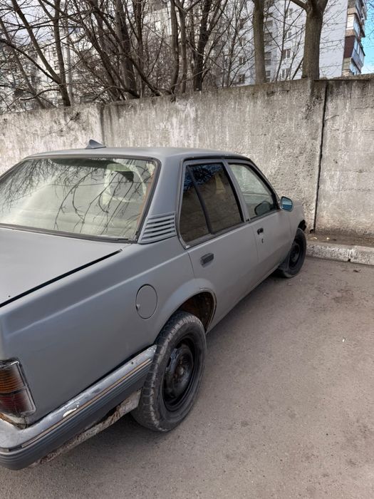 Продам Opel Ascona Газ/Бенз