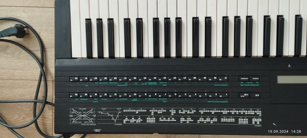 Syntezator Yamaha DX7 Zubrzyca Górna • OLX.pl