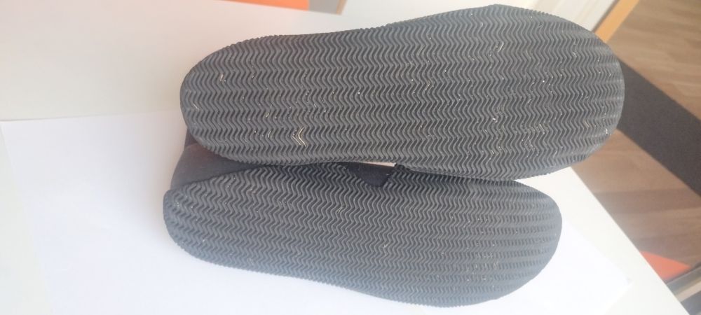 Неопреновые ботинки Gul Powerboot ,перчатки.