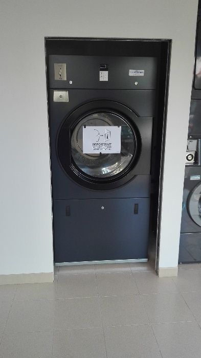 Self-Service / limpeza / Alojamento local