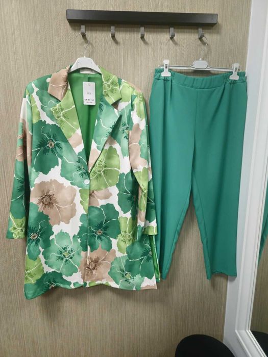 Zielony, kwiaty garnitur damski Plus Size Lakaili Italy !!!