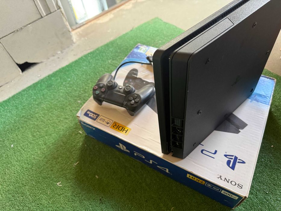 PS4 Slim Konsola PlayStation 4 SLIM + Oryginalny Pad + Kable + Oryginalny Karton | Gwarancja Warszawa