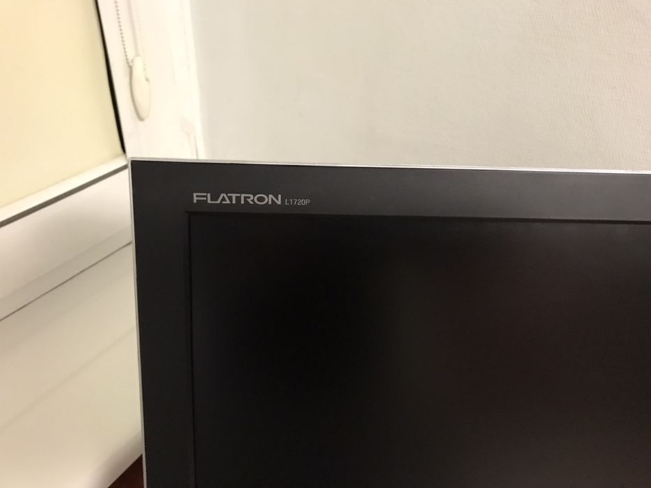 Monitor LG 17 LCD L1720P FLATRON
