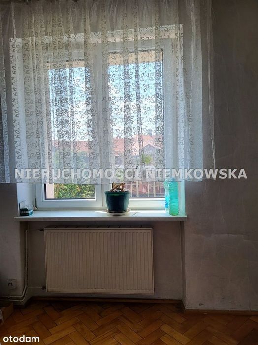 Orlickiego, Parking ZA Szlabanem