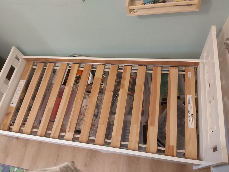 Łóżko dziecięce Ikea Kritter z barierką i materacem