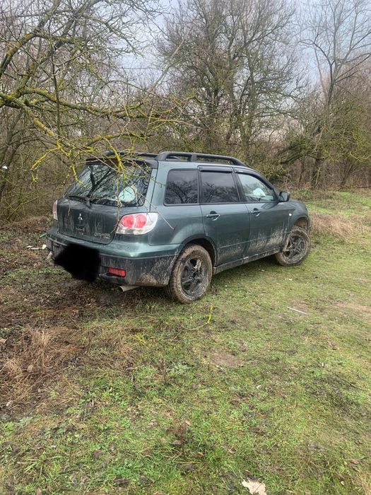 Продам  свое авто аутлендер